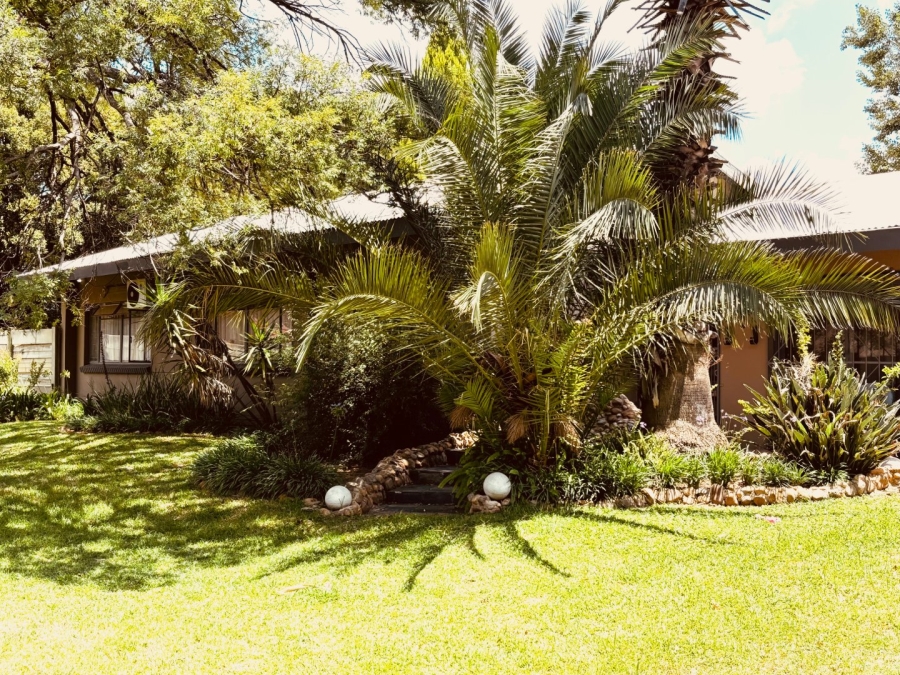 3 Bedroom Property for Sale in Songloed North West